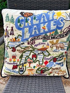 CatStudio Great Lakes Hand Embroidered Organic cottonPillow - Cream & Multicolor